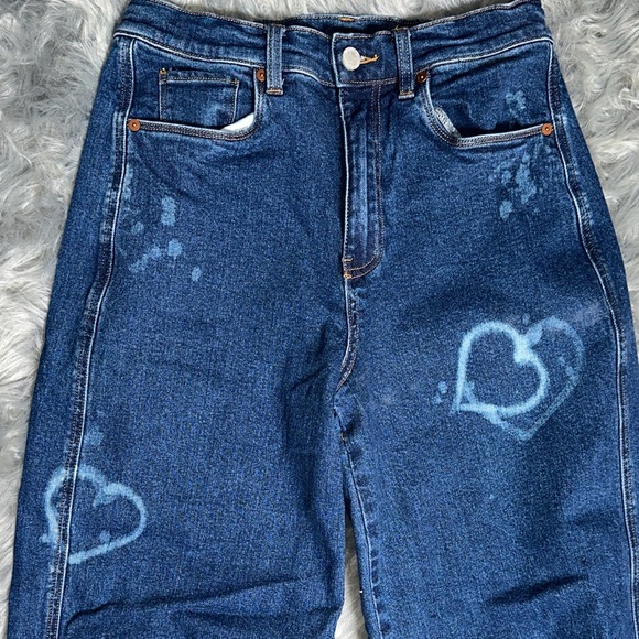 Blank NYC Blue Heart Patterned Boyfriend Jeans - Picture 2 of 4
